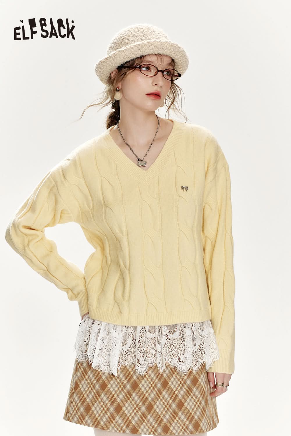ELFSACK Preppy style soft sweater with v-neck lace stitching