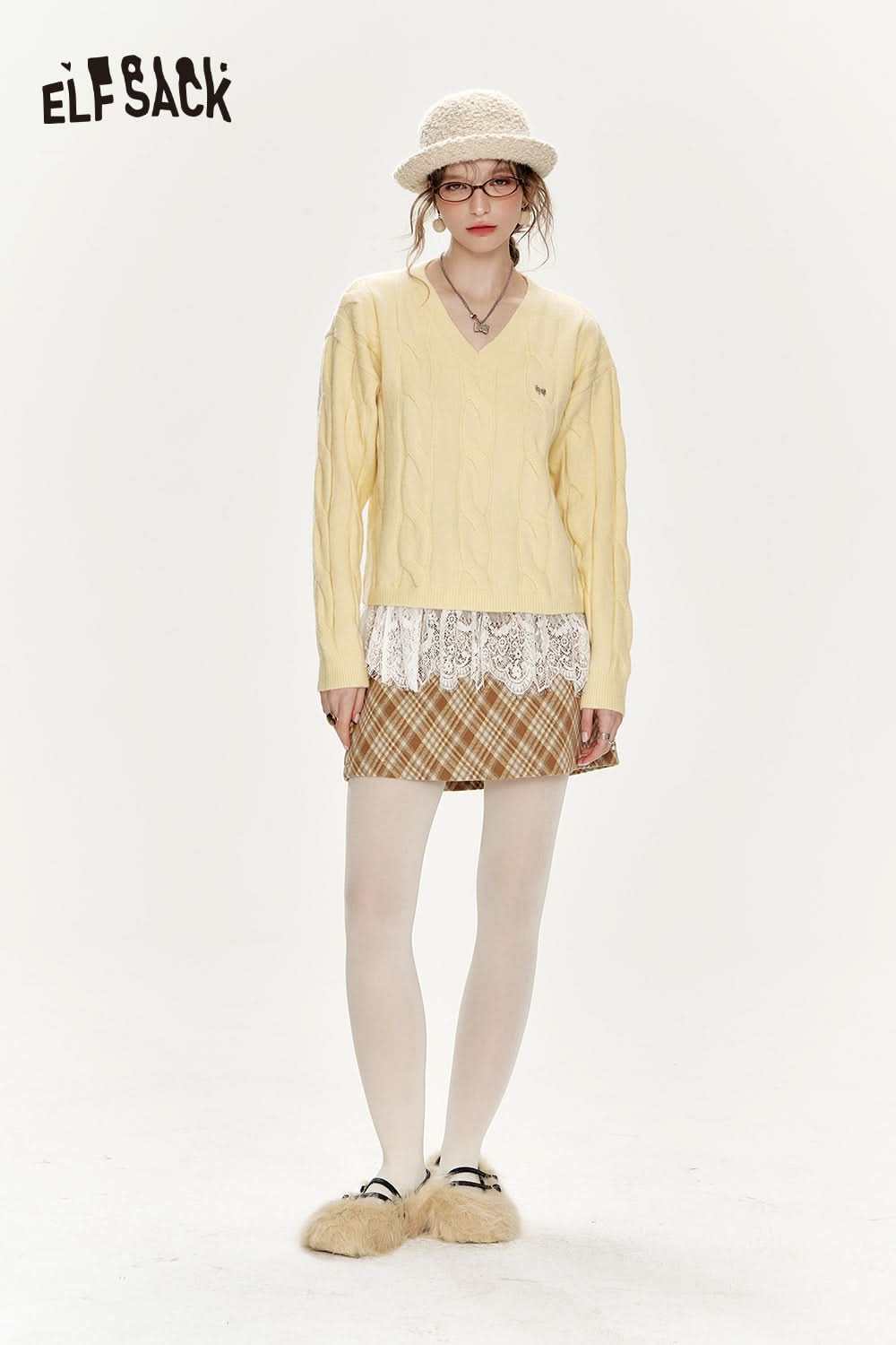 ELFSACK Preppy style soft sweater with v-neck lace stitching