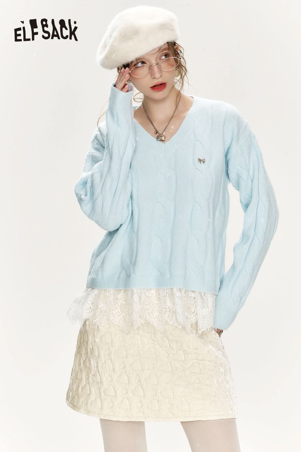 ELFSACK Preppy style soft sweater with v-neck lace stitching