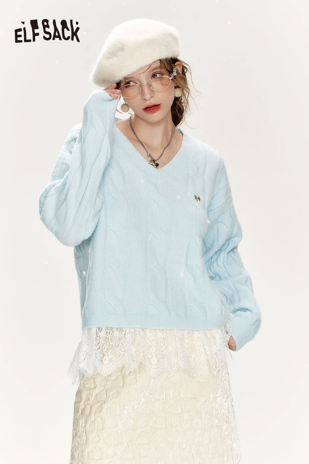 ELFSACK Preppy style soft sweater with v-neck lace stitching