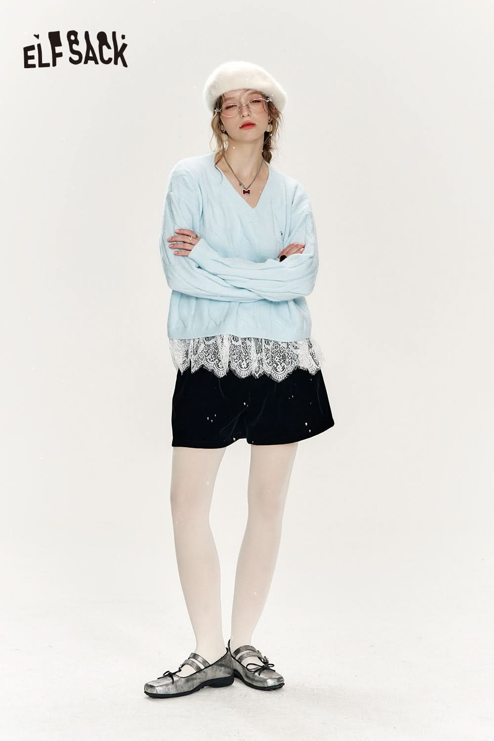 ELFSACK Preppy style soft sweater with v-neck lace stitching