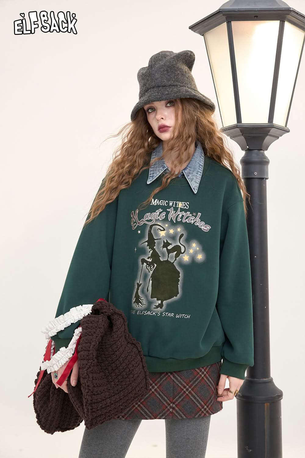 ELFSACK Original printed fake two-piece sweatshirt, retro college style fleece top