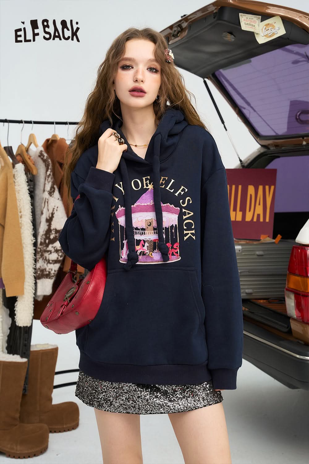 ELFSACK Original cartoon print retro hooded sweatshirt