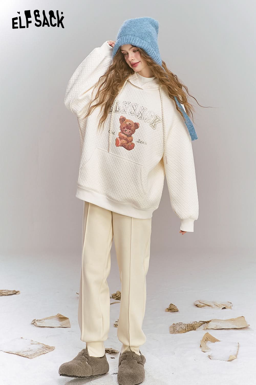 ELFSACK Cute teddy bear printed white hooded sweatshirt composite texture top