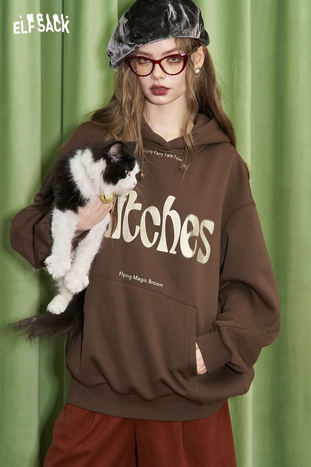 ELFSACK Retro Maillard Letter Plush Hoodies Women Loose Casual Warm Tops