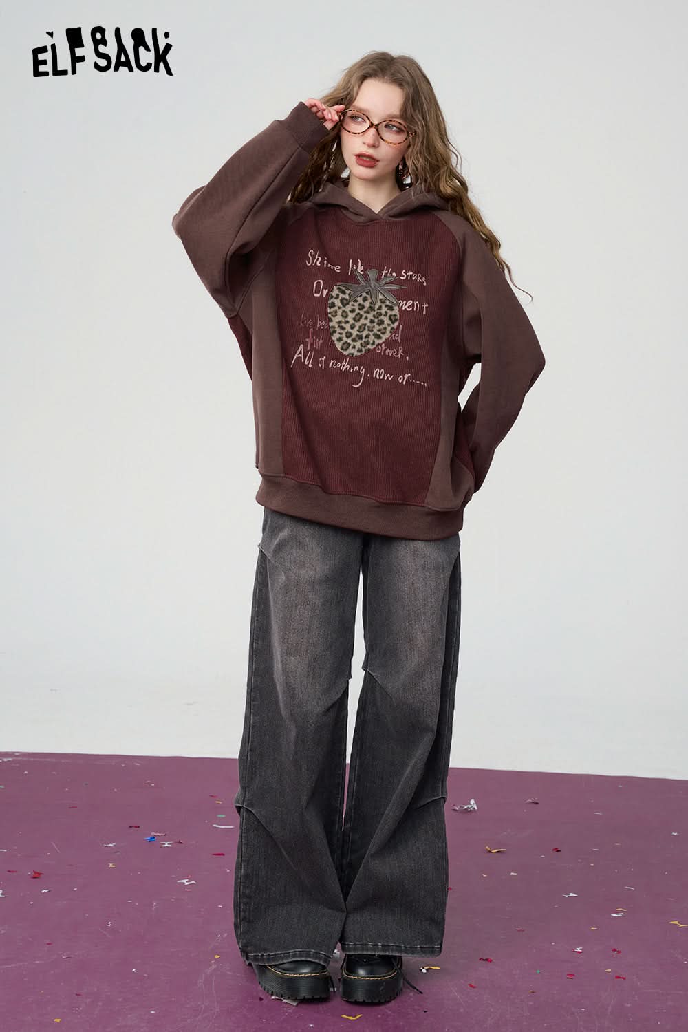 ELFSACK Retro Casual Contrast Color Stitching Strawberry Leopard Print Plush Hoodie Women