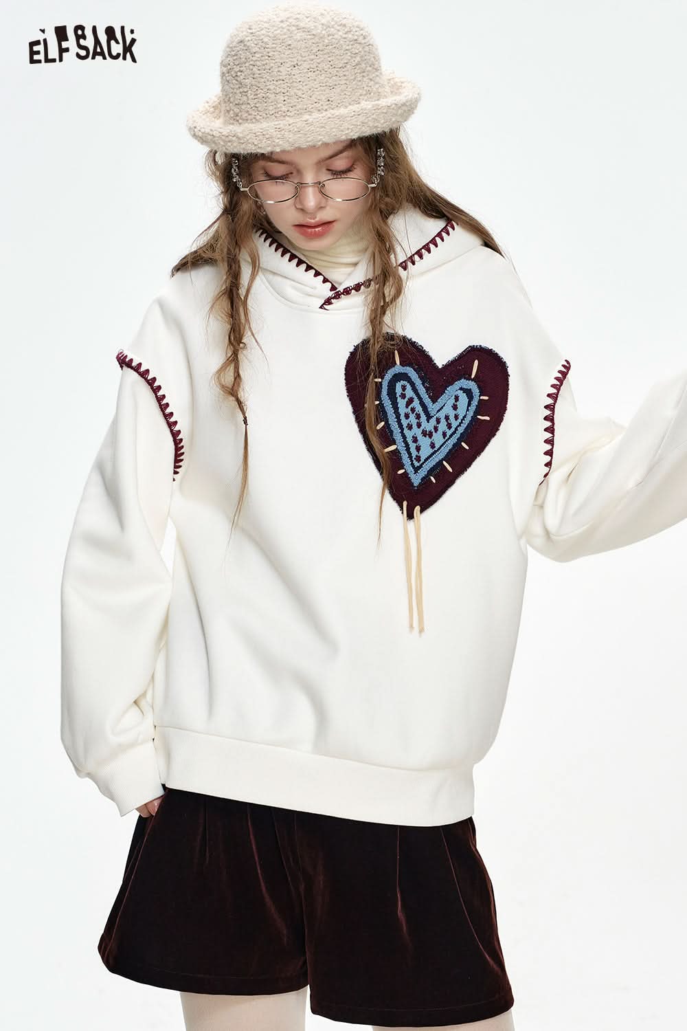 ELFSACK White Heart Jacquard Shell Thread Hooded Plush Hoodie