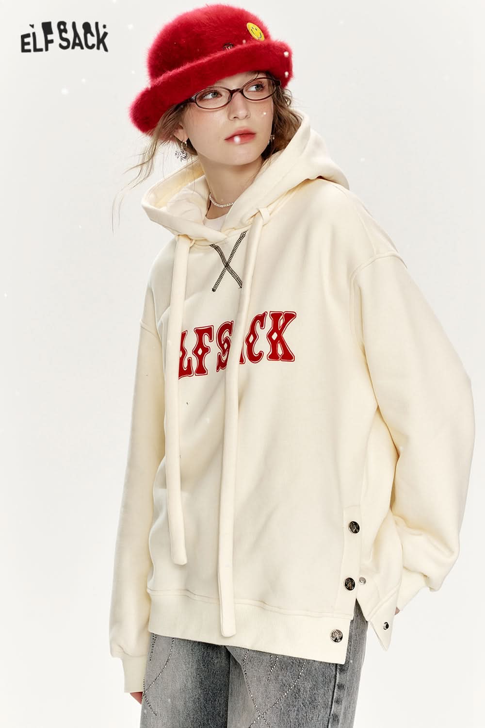 ELFSACK Casual Red Letter Slit Plush Hoodie