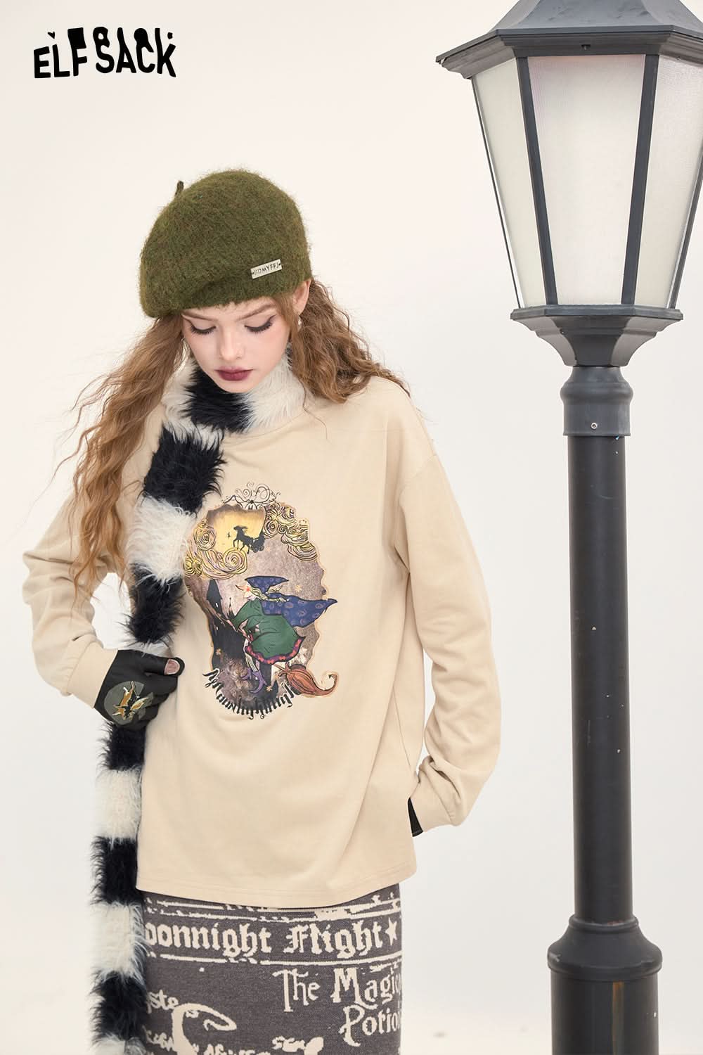 ELFSACK Long-sleeved T-shirt, original witch print, retro, casual, bottoming shirt