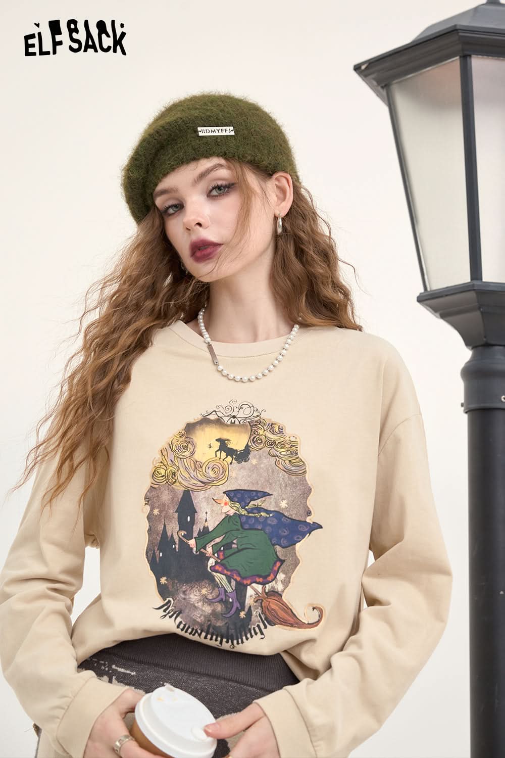 ELFSACK Long-sleeved T-shirt, original witch print, retro, casual, bottoming shirt