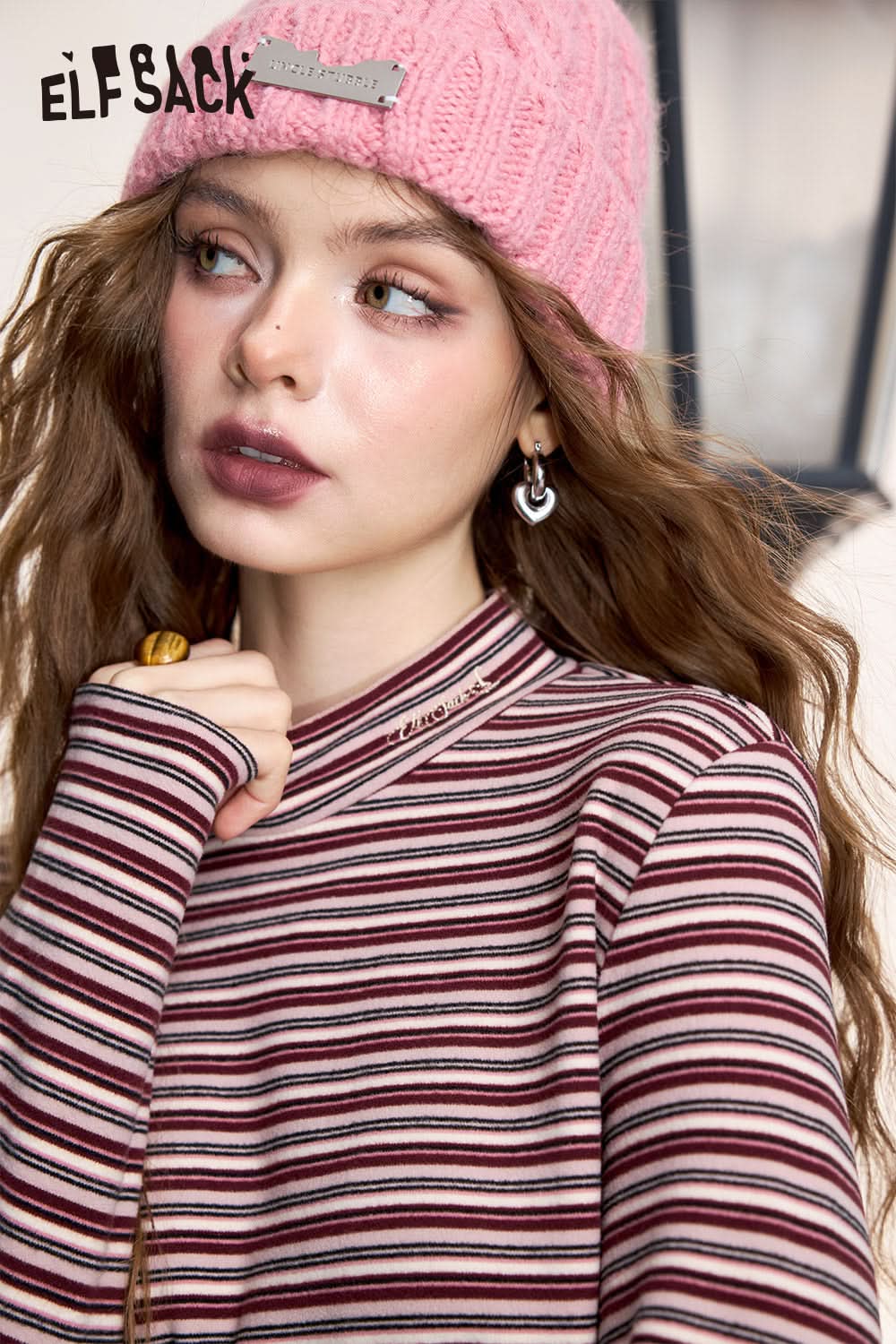 ELFSACK Colorful striped high collar long sleeve T-shirt, retro slim bottoming shirt