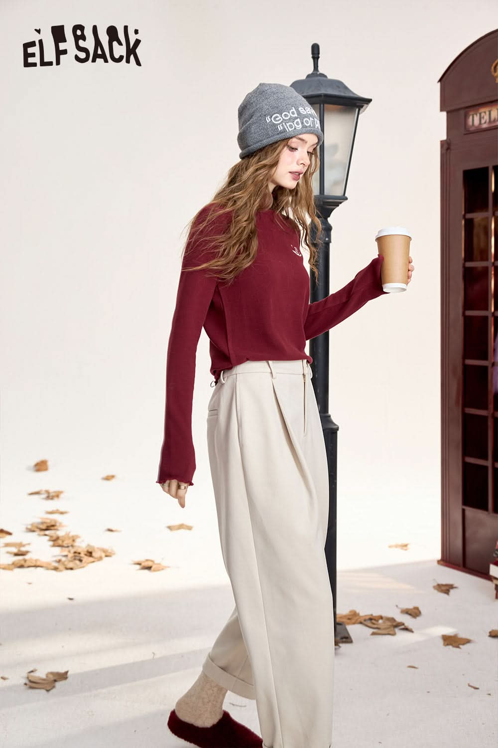 ELFSACK Half turtleneck long-sleeved T-shirt, ruffled edge, cat embroidery, slim fit bottoming shirt