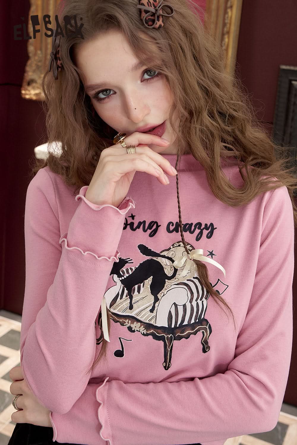 ELFSACK Half turtleneck long sleeve T-shirt Original cat print bottoming shirt