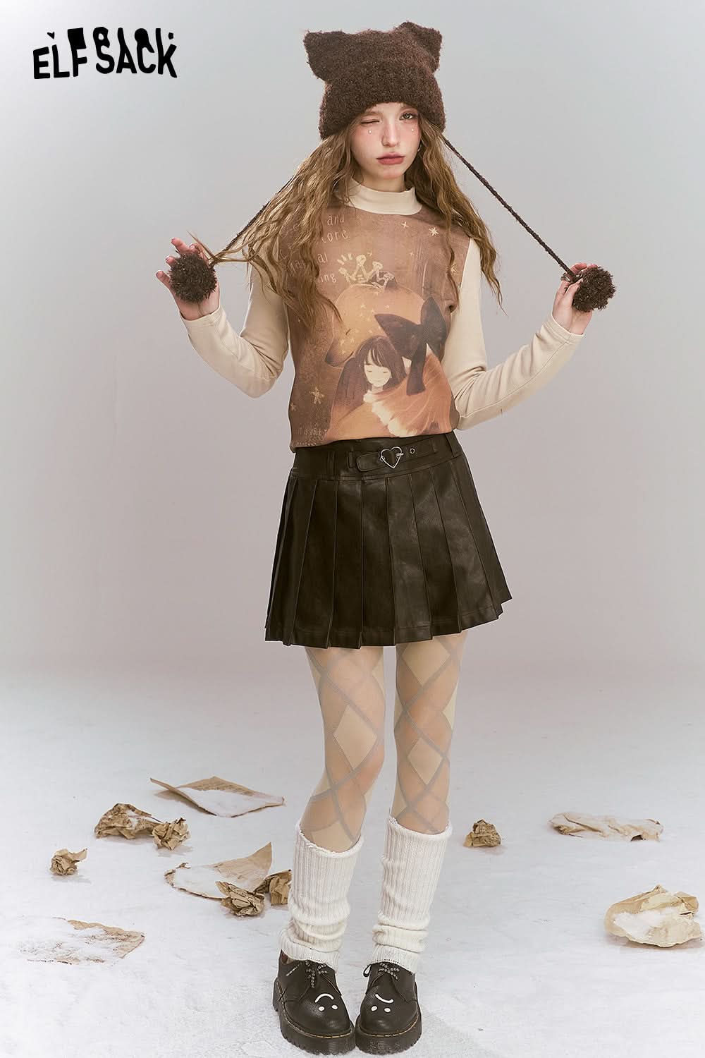 ELFSACK Retro original printed semi high neck long sleeved t-shirt