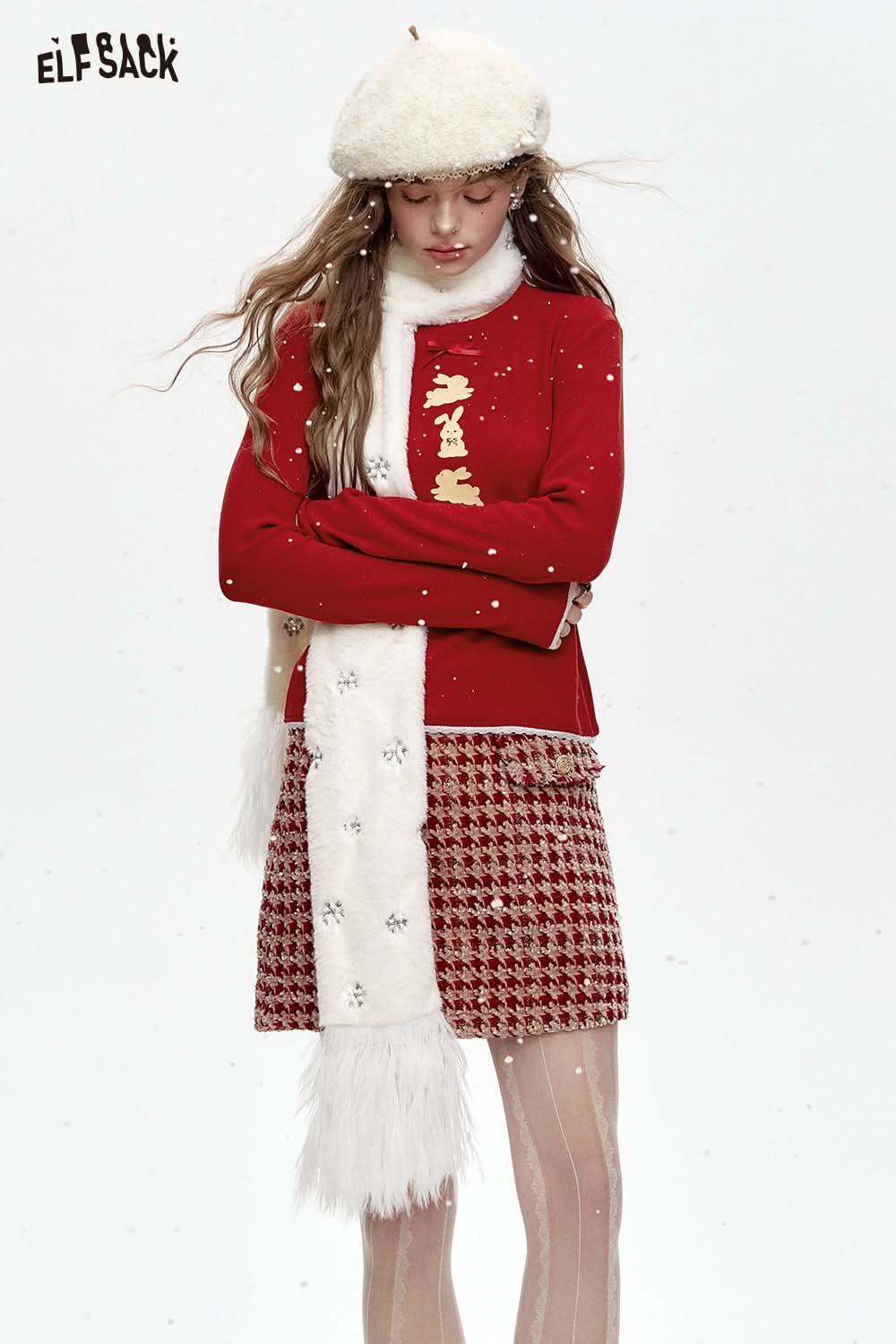 ELFSACK Round Neck Lace Stitching Rabbit Print Long Sleeve T-Shirt Women