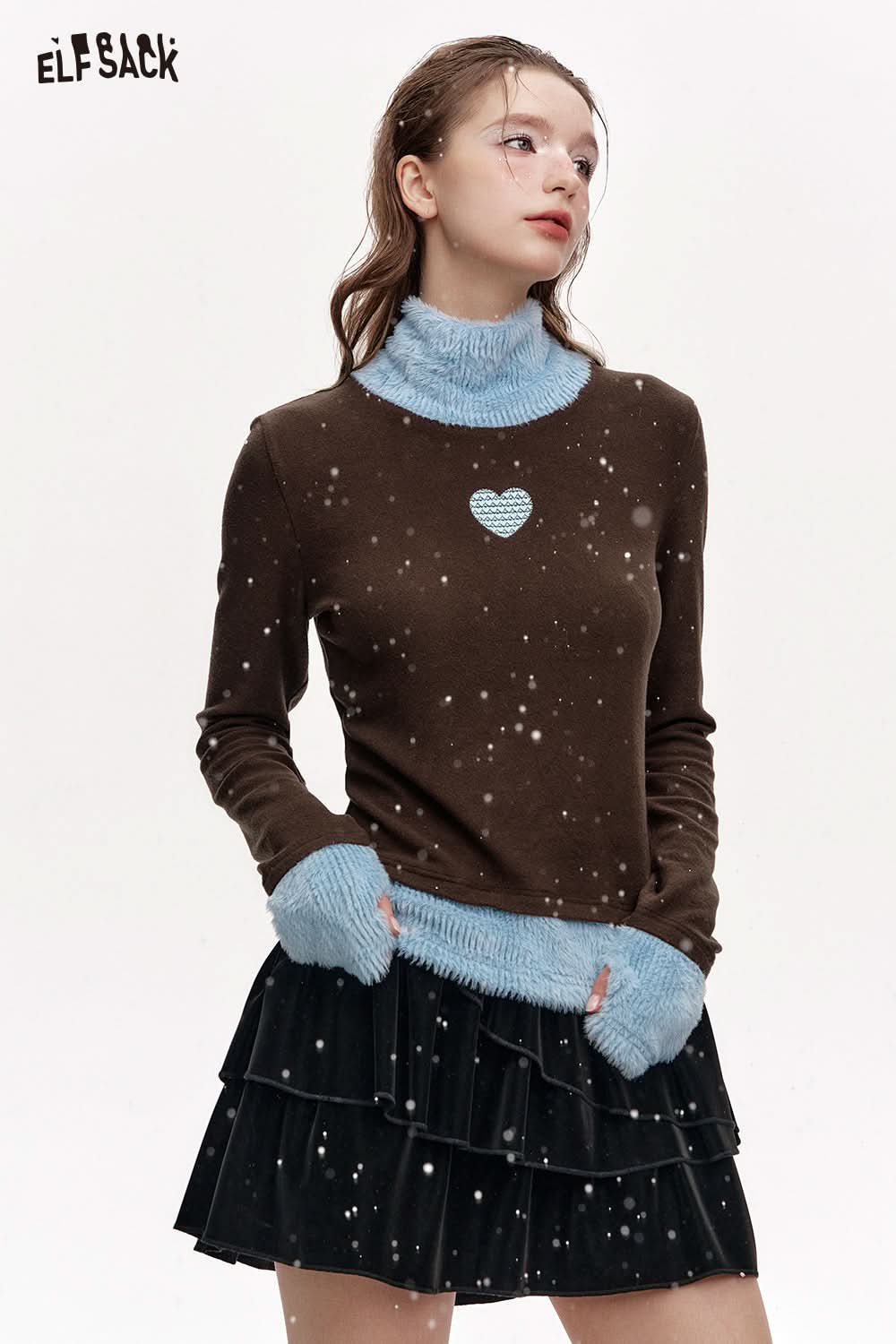 ELFSACK Heart Embroidery Contrast Color Turtleneck Bottoming Shirt