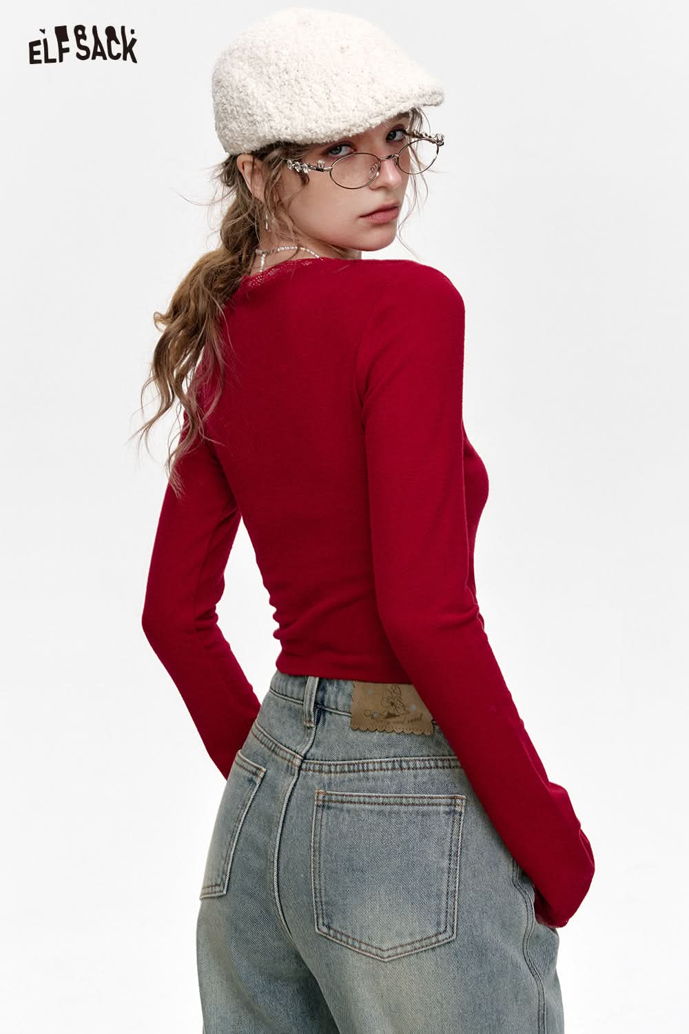 ELFSACK Red Letter Hollow Slim Fit Long Sleeve T-Shirt Women