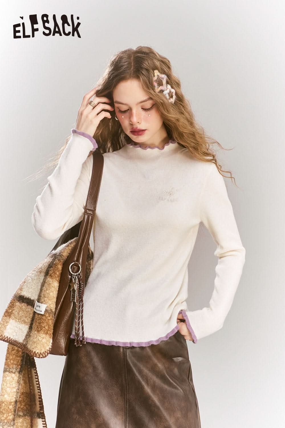 ELFSACK Ruffled contrasting half-high collar sweater, slim fit and versatile bottoming shirt