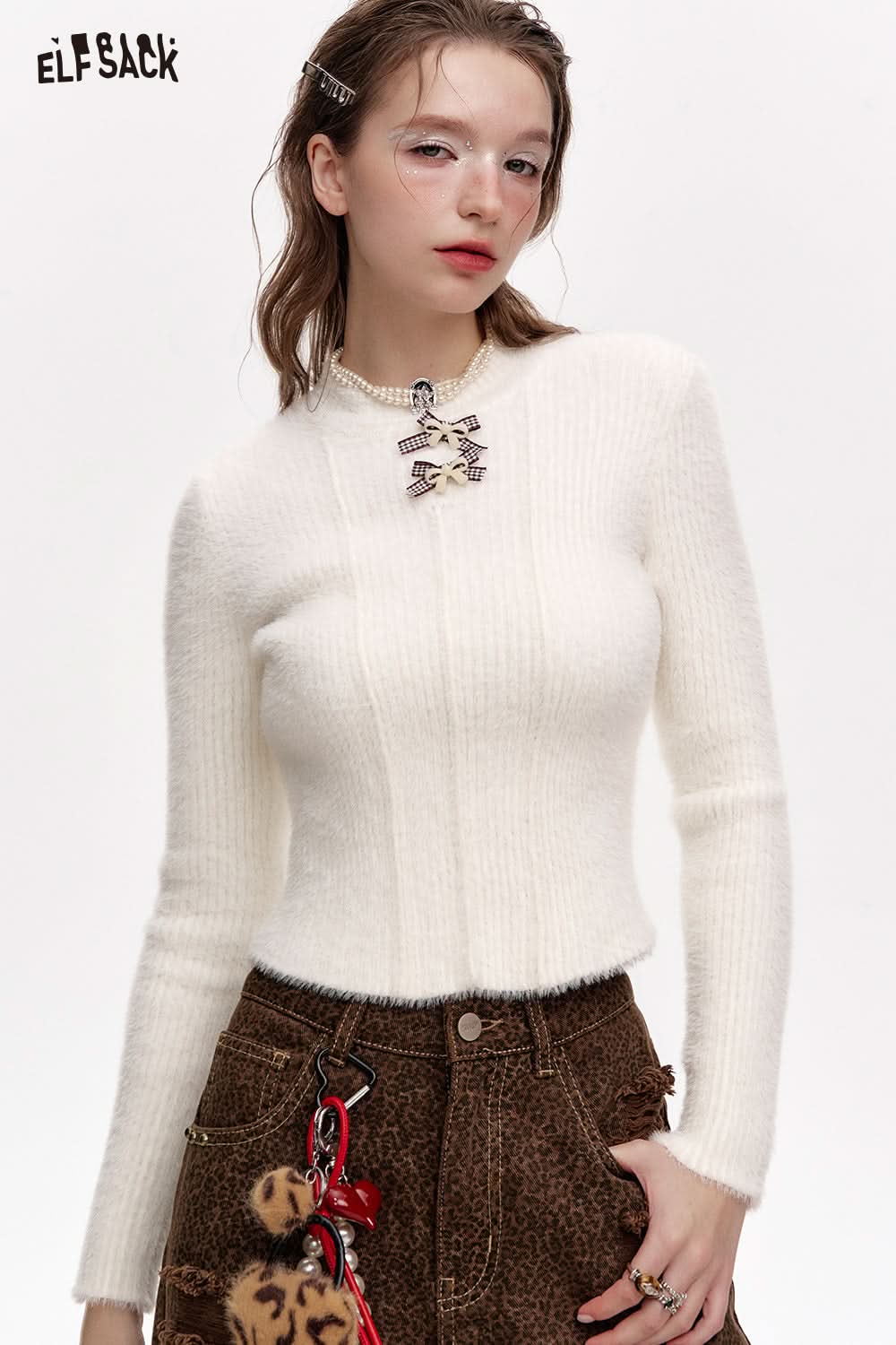 ELFSACK Bowknot White Slim Fit Long Sleeve Knitted Pullover Women