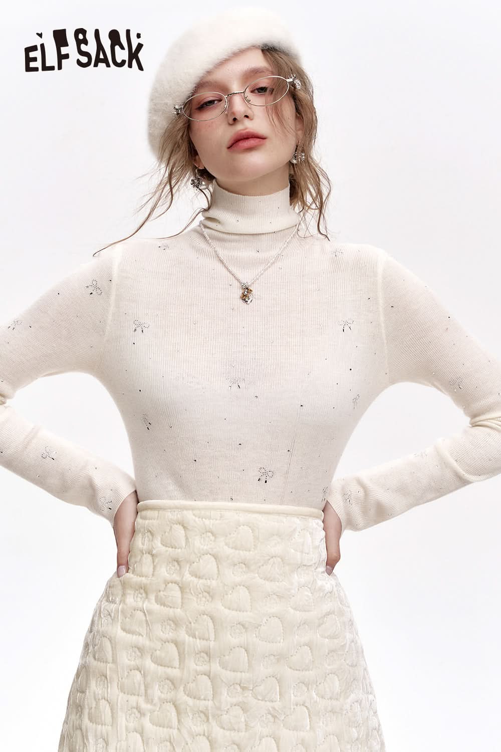 ELFSACK Sweet turtleneck bow fine glitter slim-fitting knitted sweater
