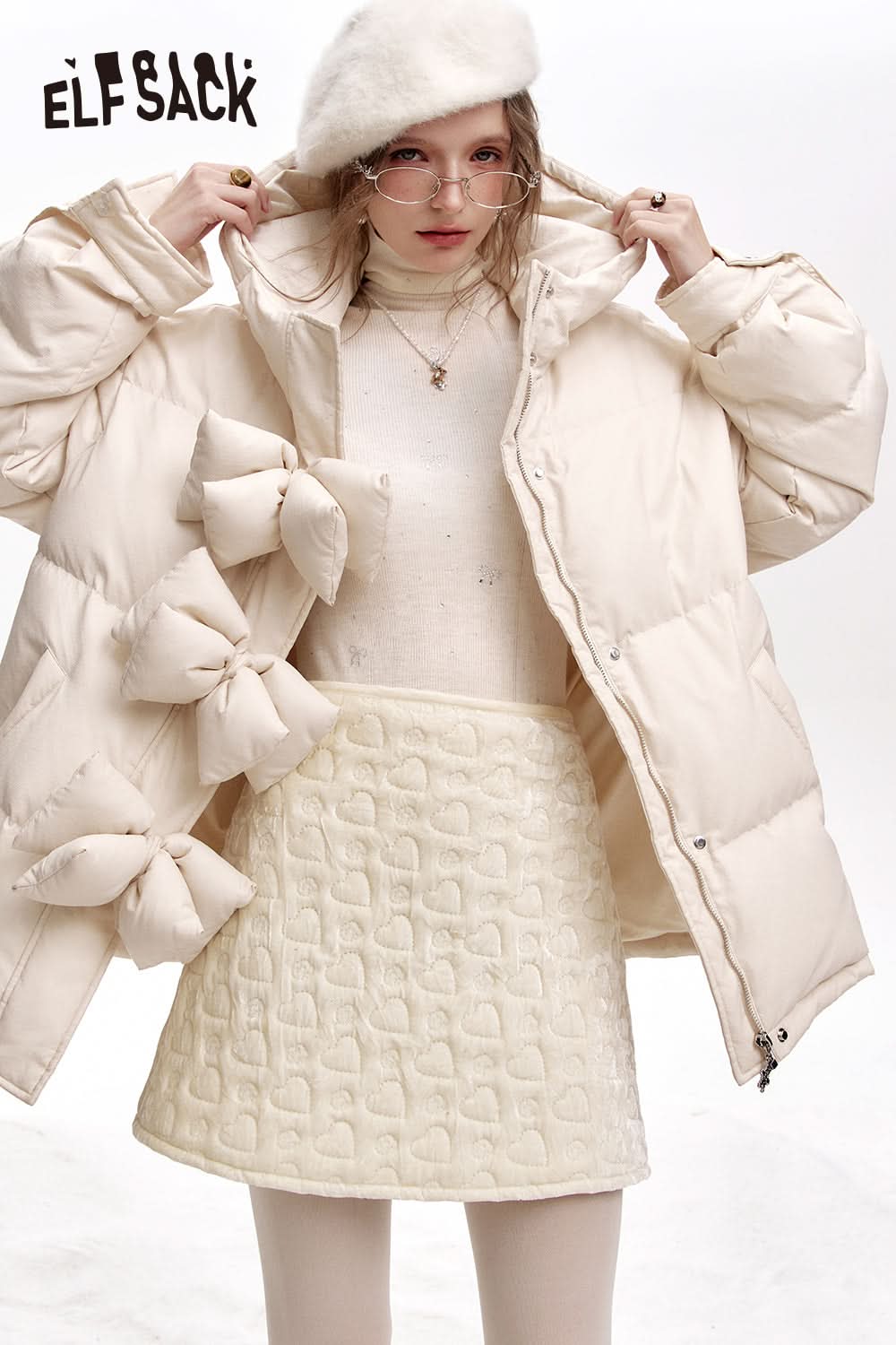 ELFSACK Sweet turtleneck bow fine glitter slim-fitting knitted sweater
