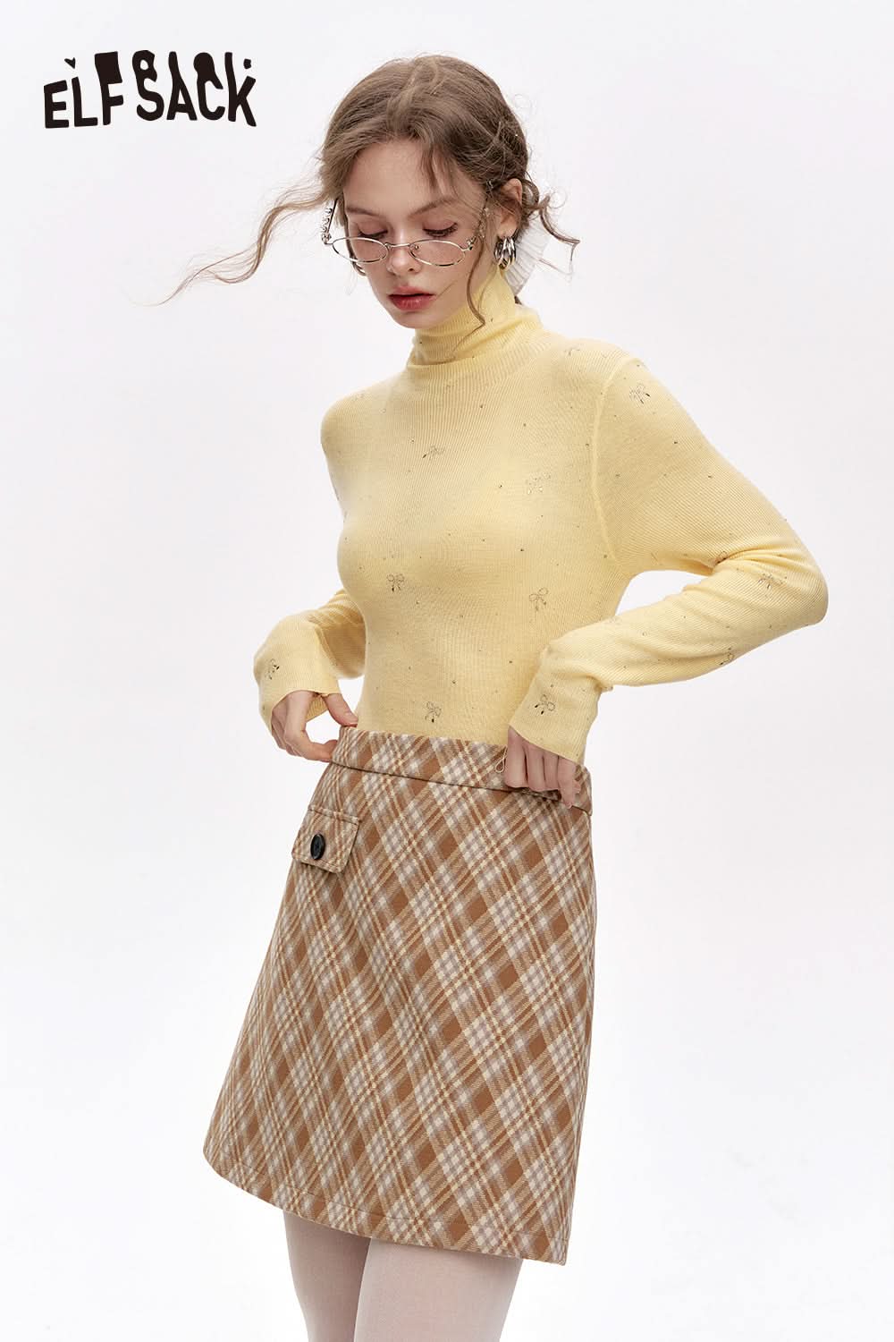 ELFSACK Sweet turtleneck bow fine glitter slim-fitting knitted sweater