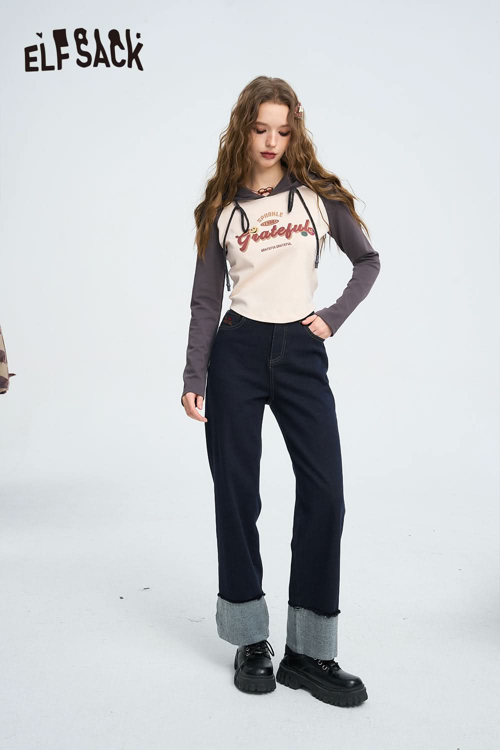 ELFSACK Dark retro loose straight leg jeans,wide leg pants outward facing design