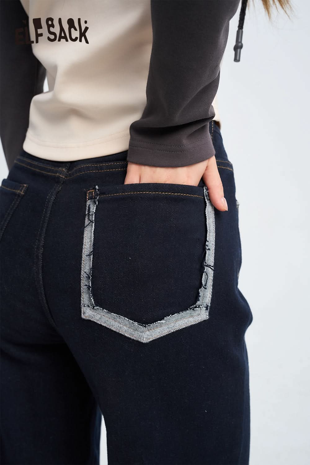 ELFSACK Dark retro loose straight leg jeans,wide leg pants outward facing design