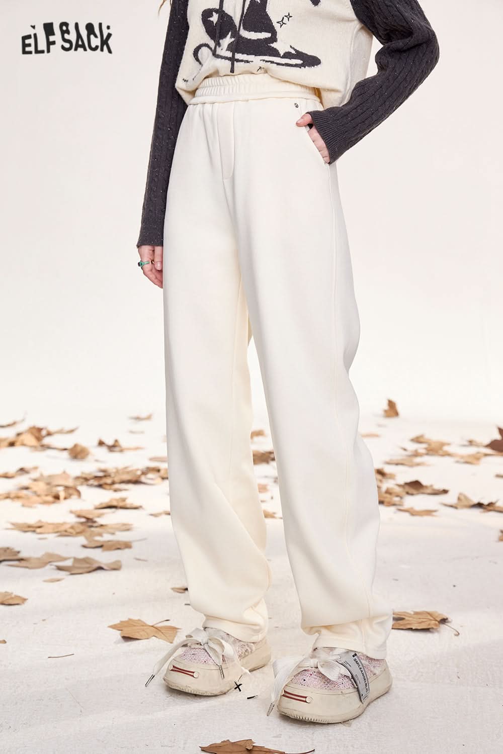 ELFSACK Women's casual sports trousers, loose and slim straight