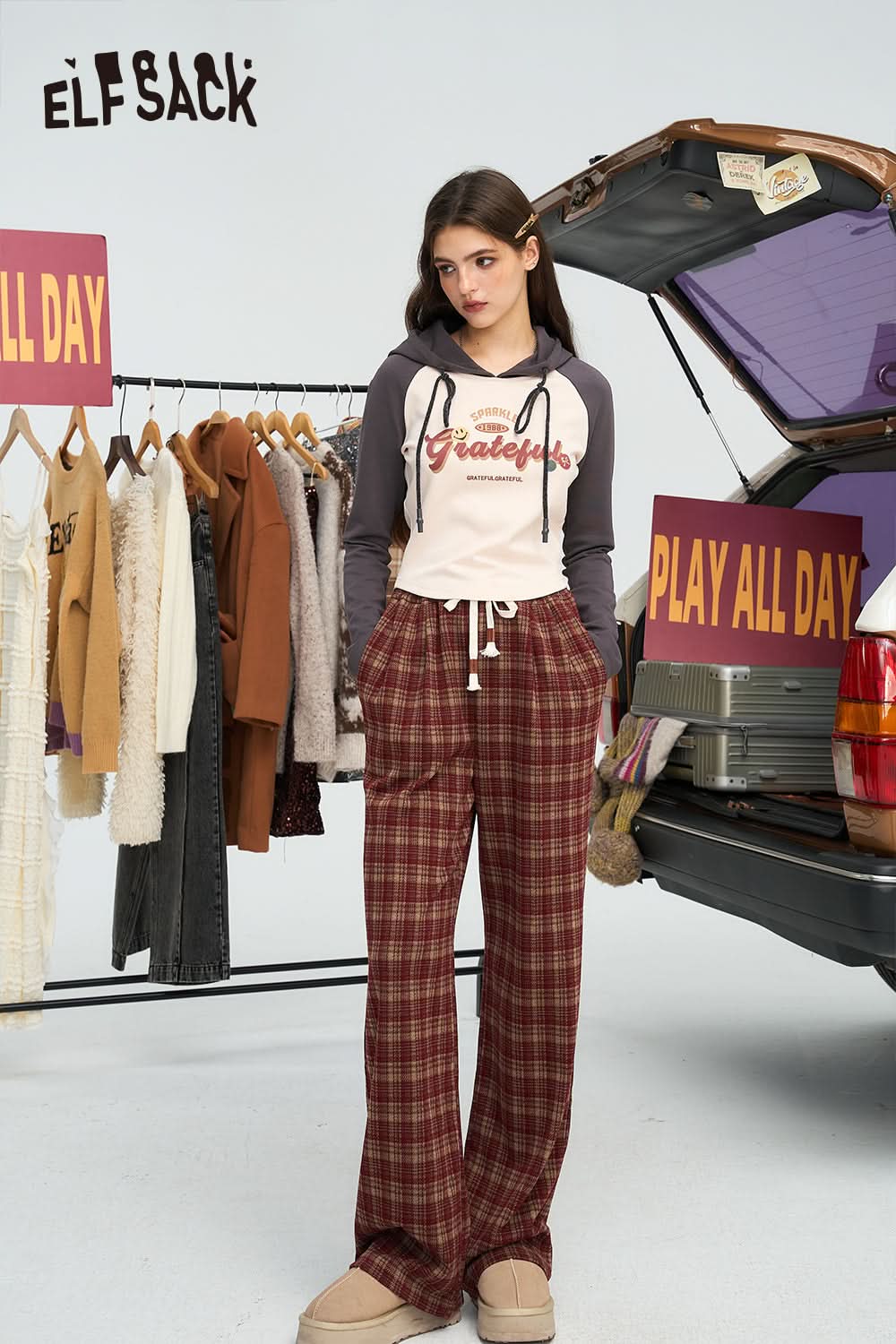 ELFSACK Angela Red Retro Loose Plaid Pants