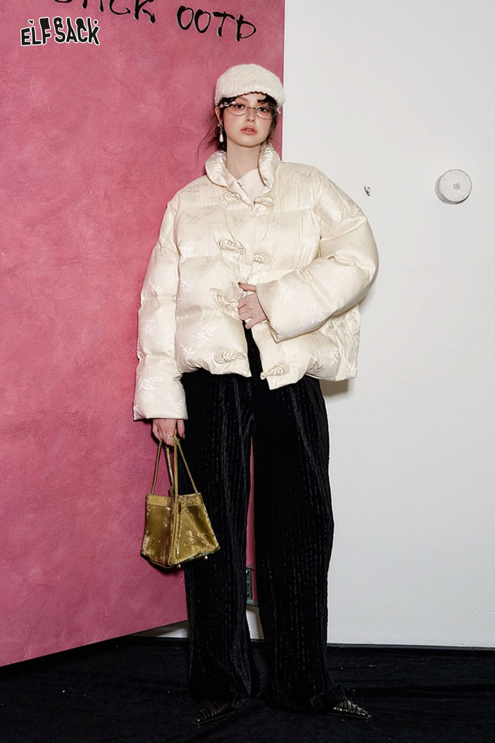 ELFSACK Christmas Red Velvet High Waist Wide Leg Casual Pants Women