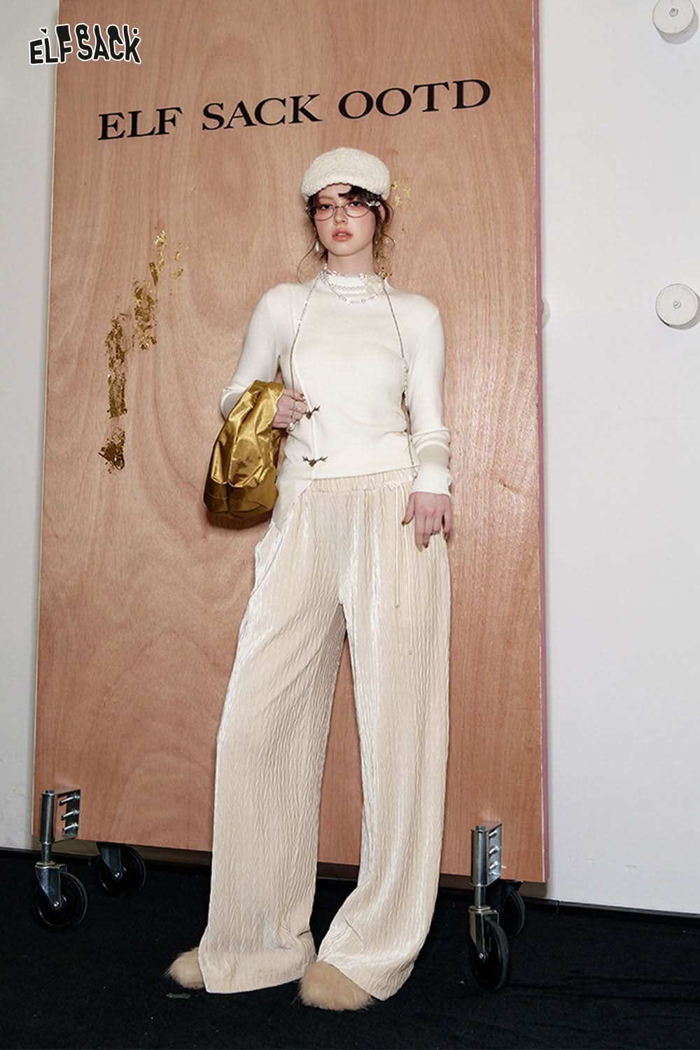 ELFSACK Christmas Red Velvet High Waist Wide Leg Casual Pants Women