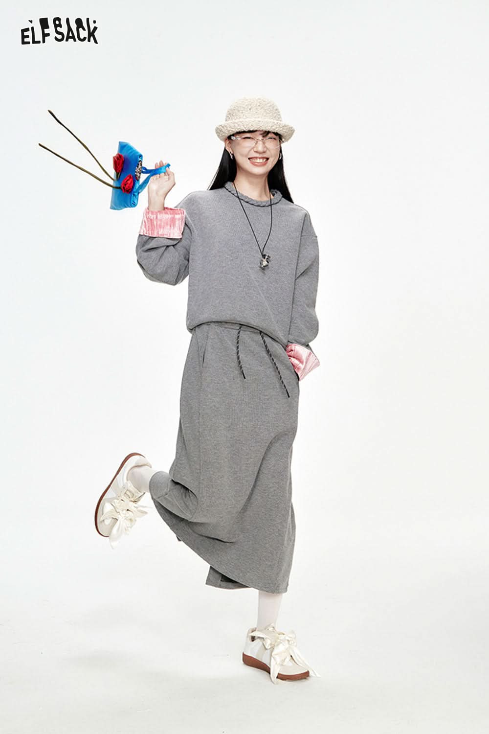 ELFSACK Preppy style velvet stitching grey long skirt suit