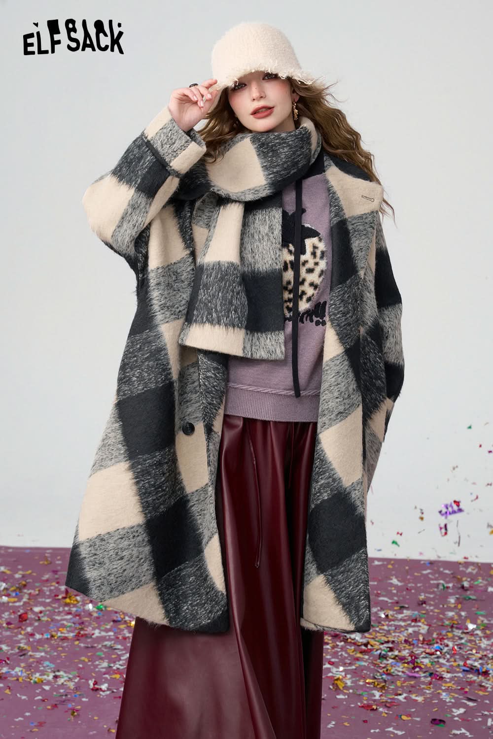 ELFSACK Casual retro black and white checkered scarf thick long jacket