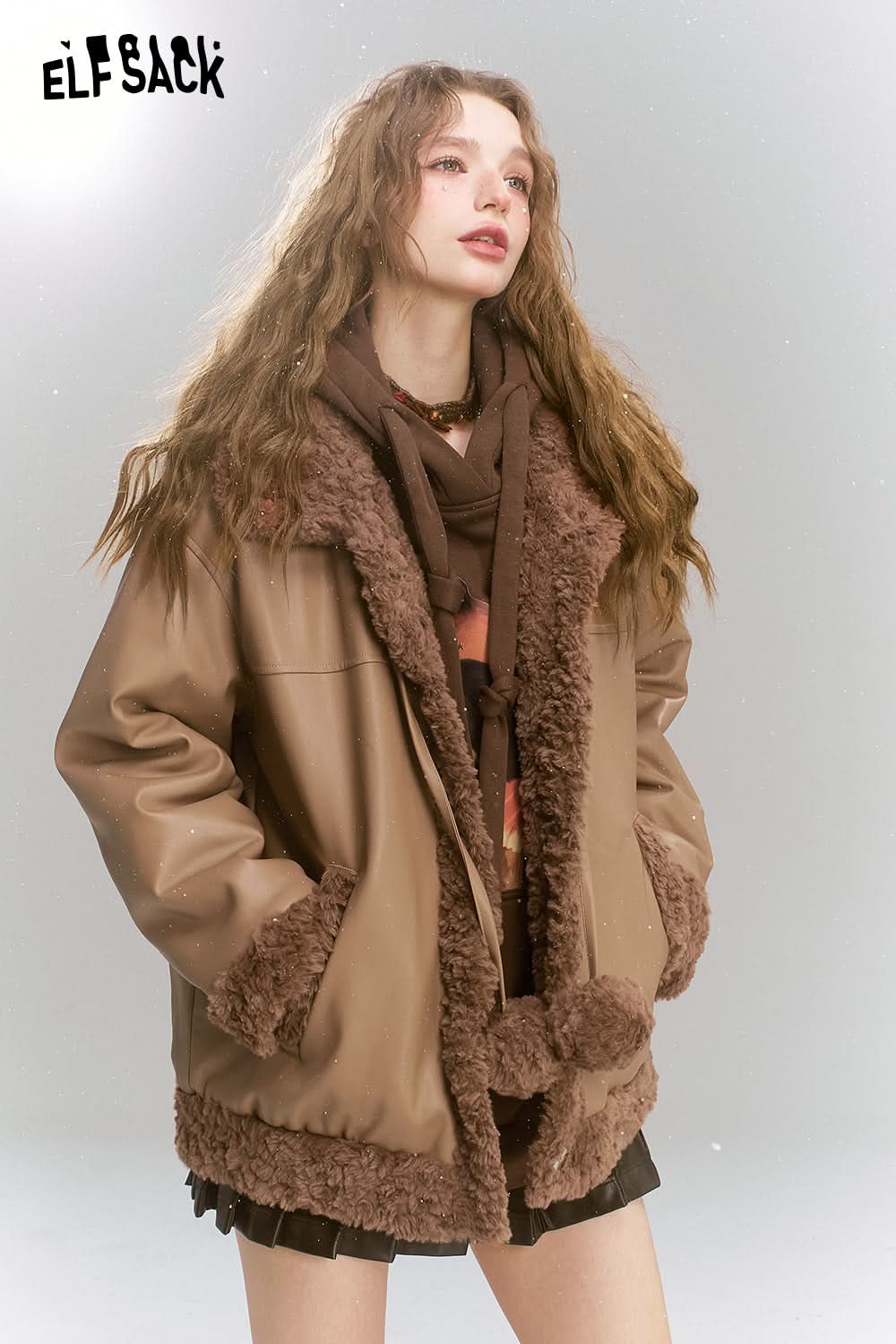 ELFSACK Retro coffee with plush ball decoration PU plush stitching thick warm coat