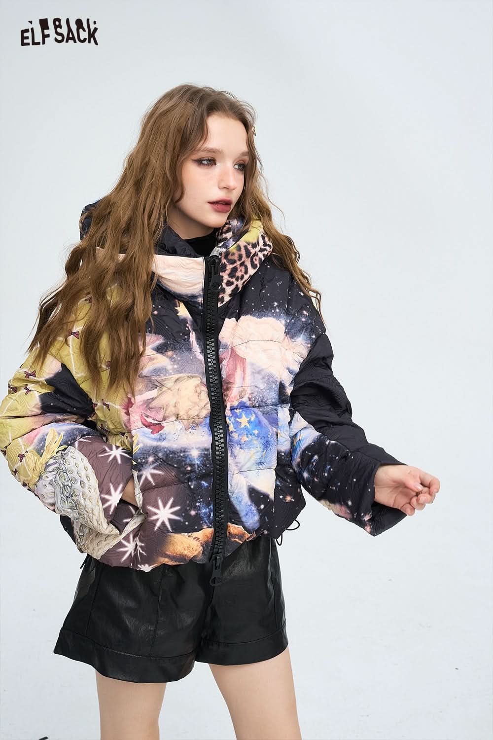 ELFSACK Full printed cartoon casual short hooded down jacket