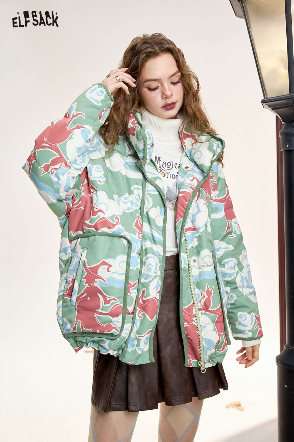 ELFSACK Fashionable and trendy witch full print short down jacket