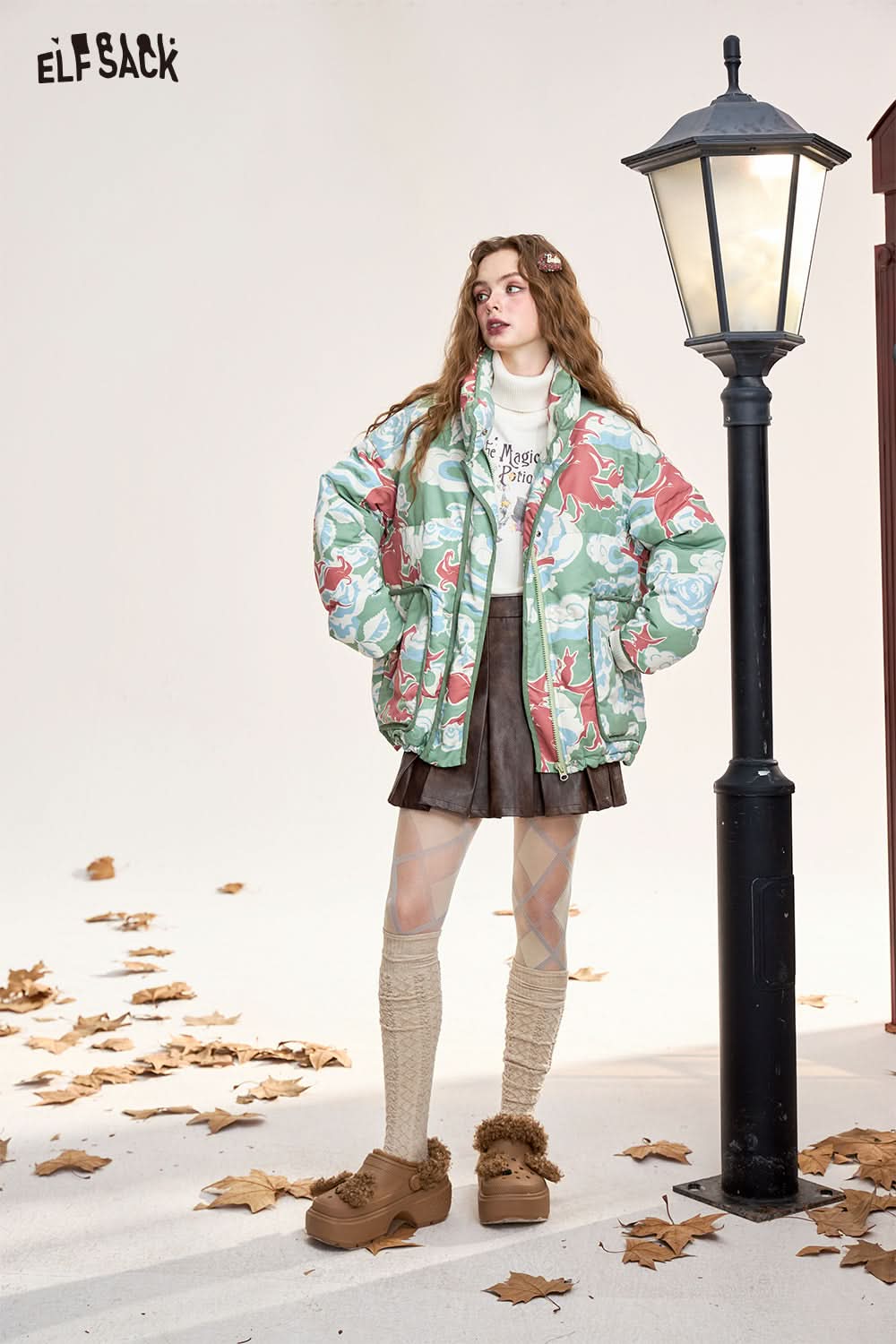 ELFSACK Fashionable and trendy witch full print short down jacket