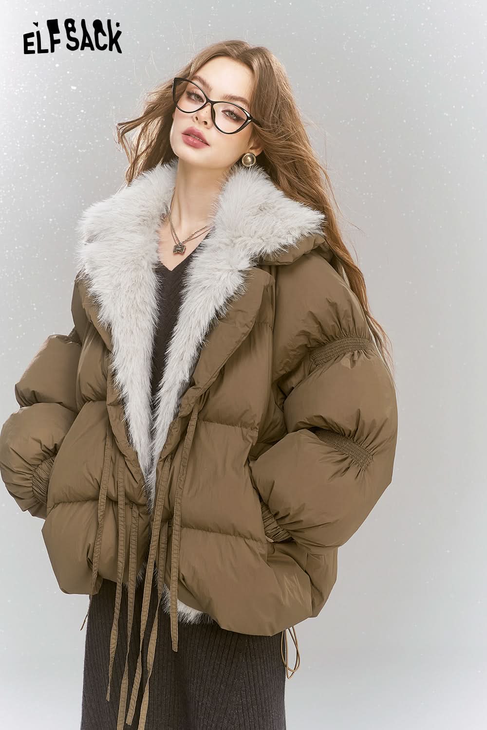 ELFSACK Fake fur collar stitching down jacket women raglan long sleeve warm coat