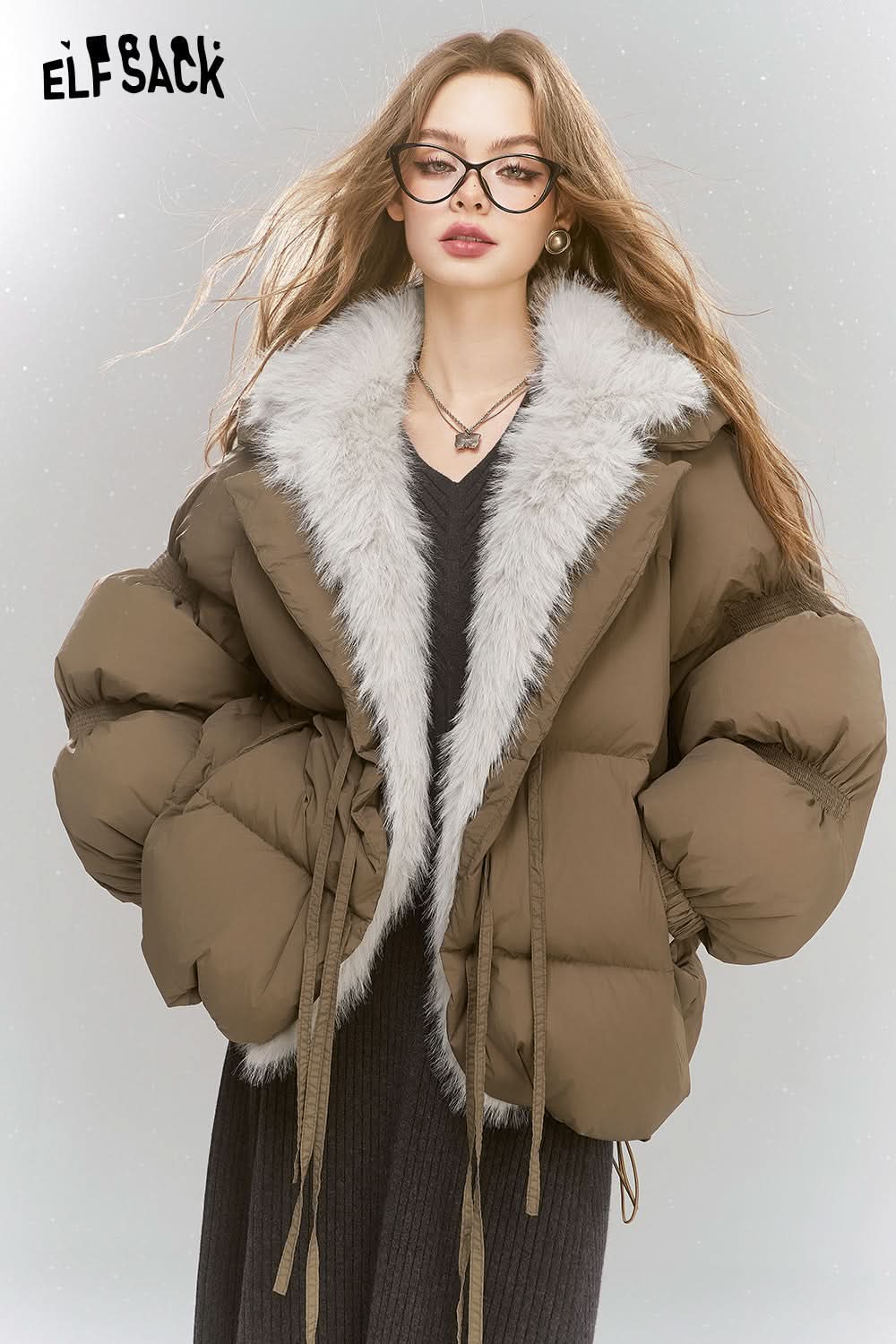 ELFSACK Fake fur collar stitching down jacket women raglan long sleeve warm coat