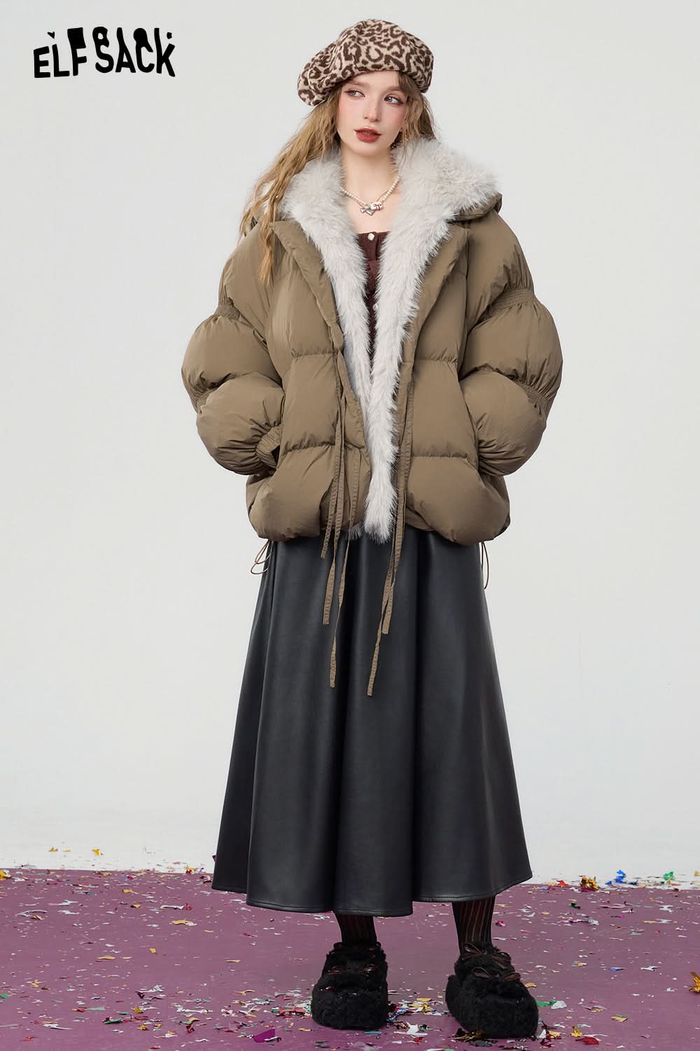 ELFSACK Fake fur collar stitching down jacket women raglan long sleeve warm coat