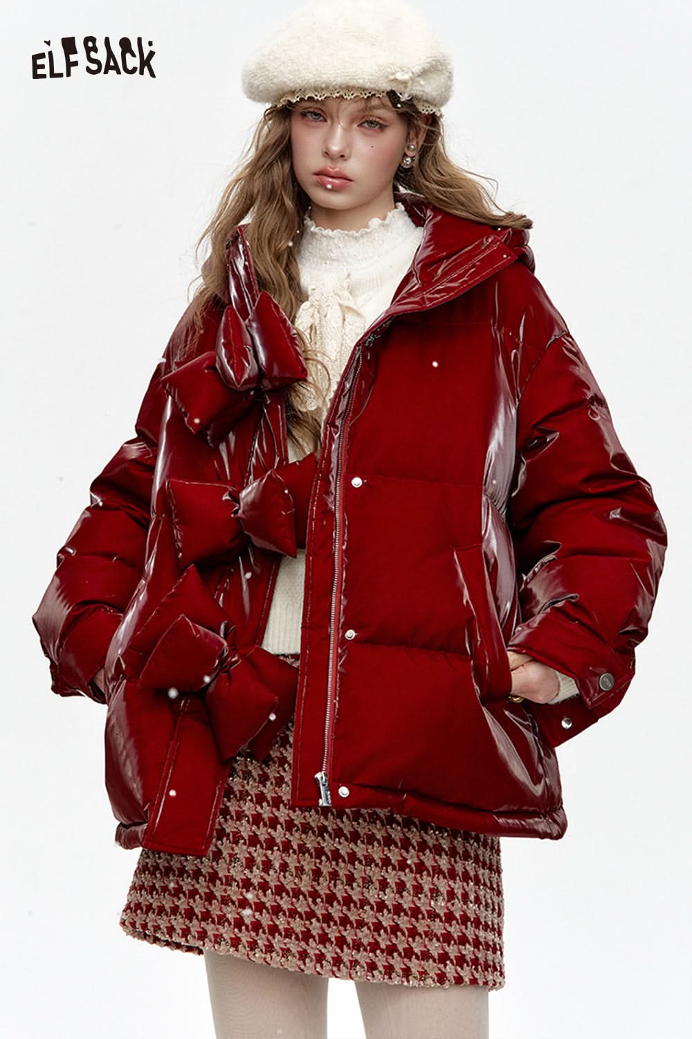 ELFSACK Hooded Bow Button Short Down Jacket Women