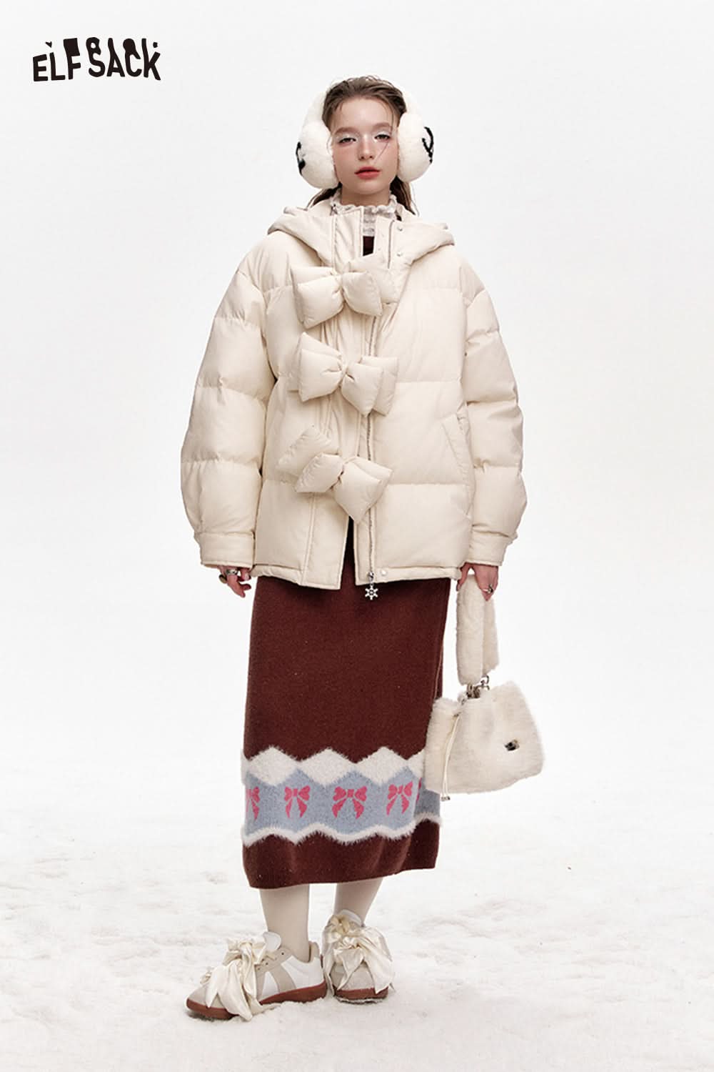 ELFSACK Hooded Bow Button Short Down Jacket Women