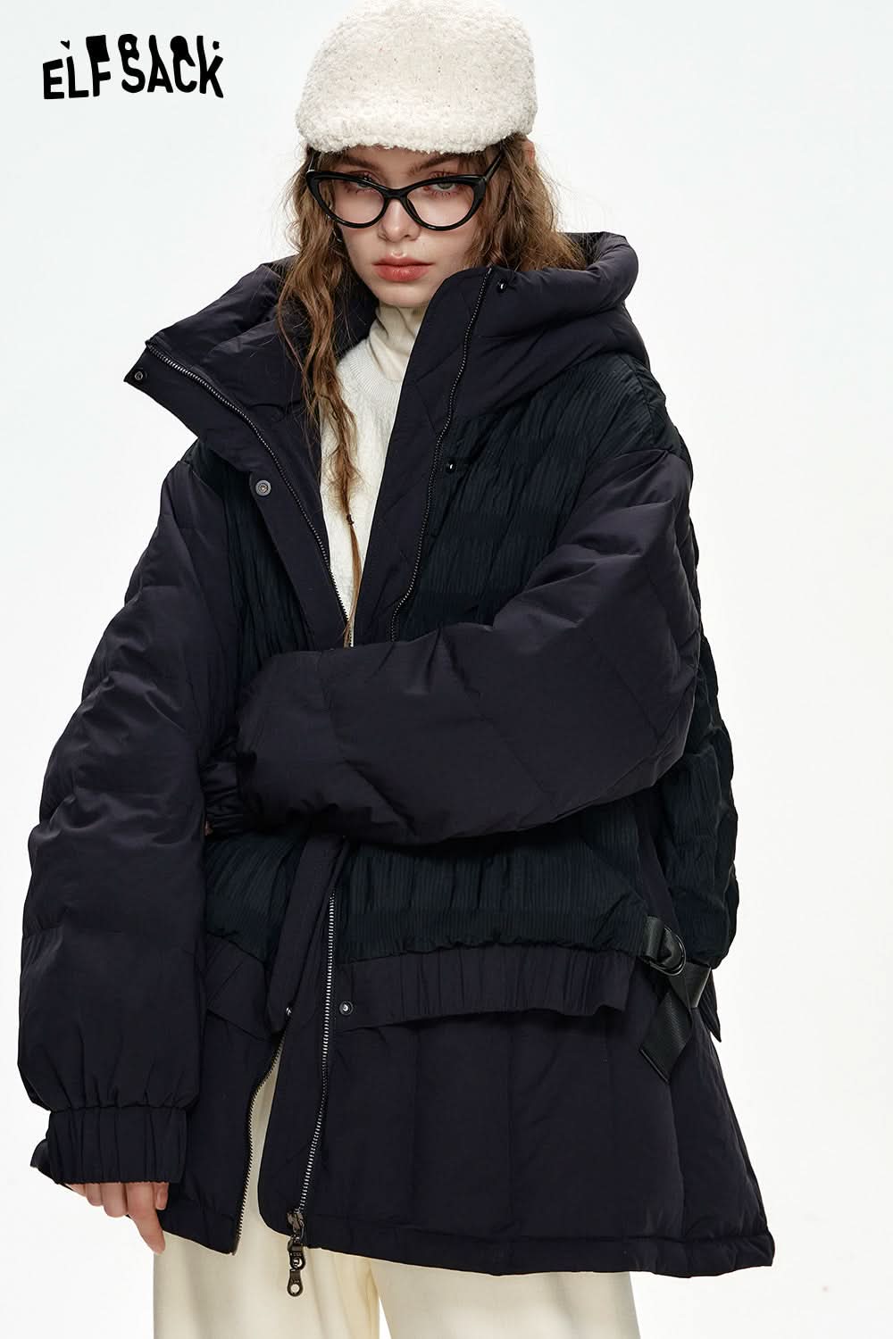 ELFSACK Black hooded down jacket Pleated fabric warm and thick jacket