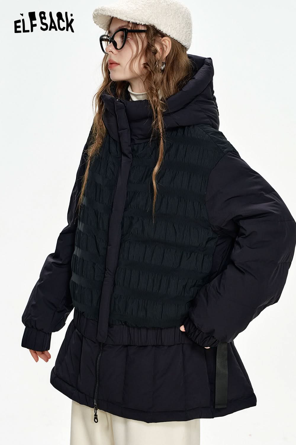 ELFSACK Black hooded down jacket Pleated fabric warm and thick jacket