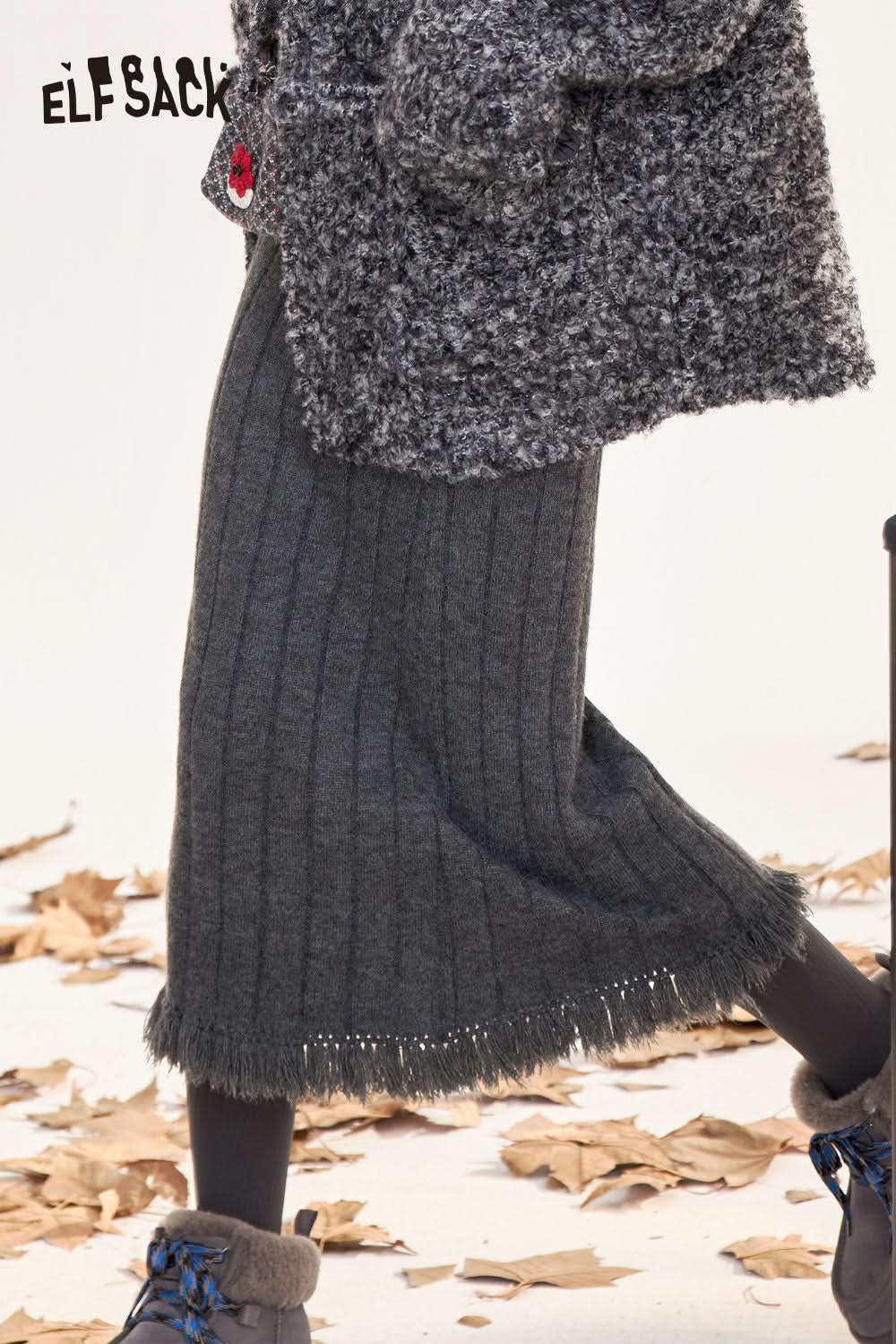 ELFSACK Grey knitted slim skirt Tassel design fishtail skirt