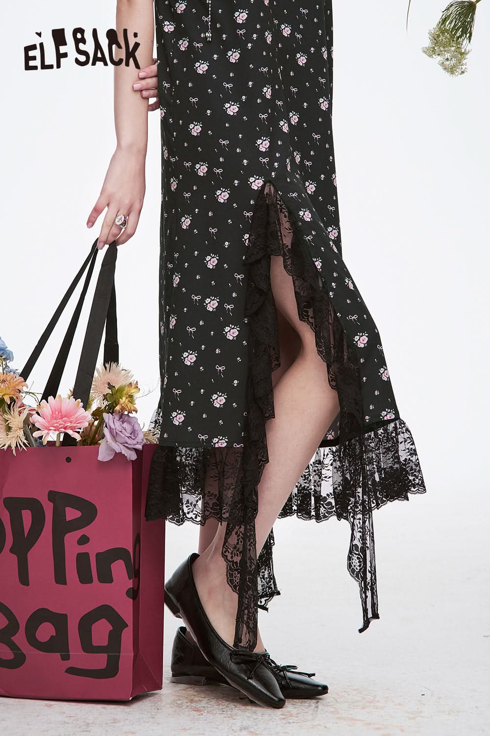 ELFSACK Y2K Black Floral Lace Sling Dress Women's Elegant Slit Sleeveless A-Line Dress
