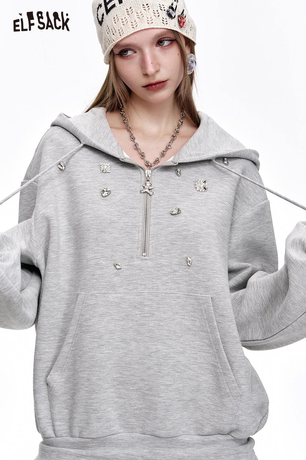 ELFSACK Diamond Grey Pleated Hoodie Dress Women Sweet Fluffy Dress