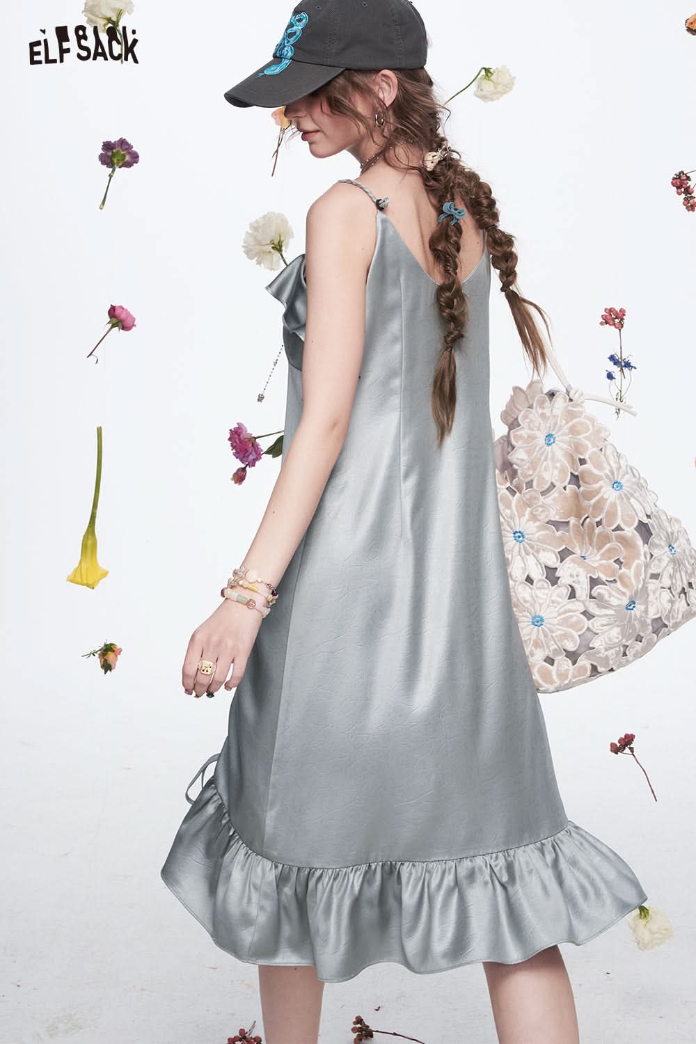 ELFSACK Grey Pleated Sleeveless Dress Women Sexy Party Club Y2K Outfits