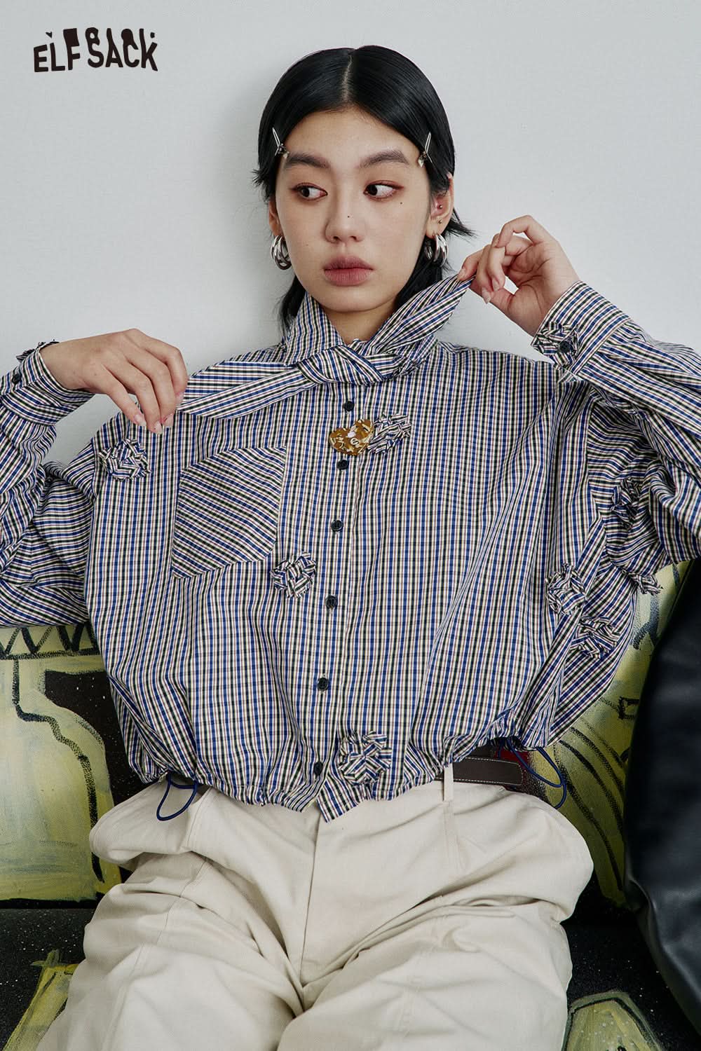 ELFSACK Three-dimensional Flowers Blue Plaid Long Sleeve Shirt Women POLO Collar Single Breasted Long Sleeve Top